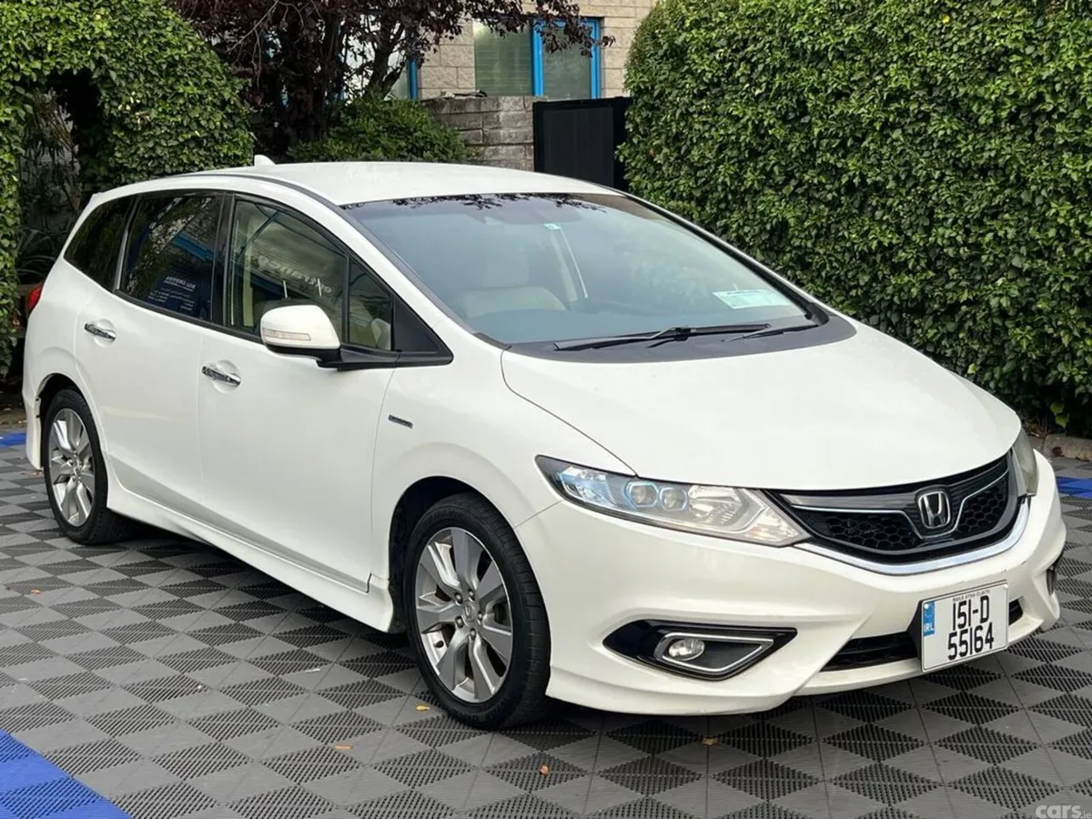 Honda Jade MPV, Petrol Hybrid, 2015, White