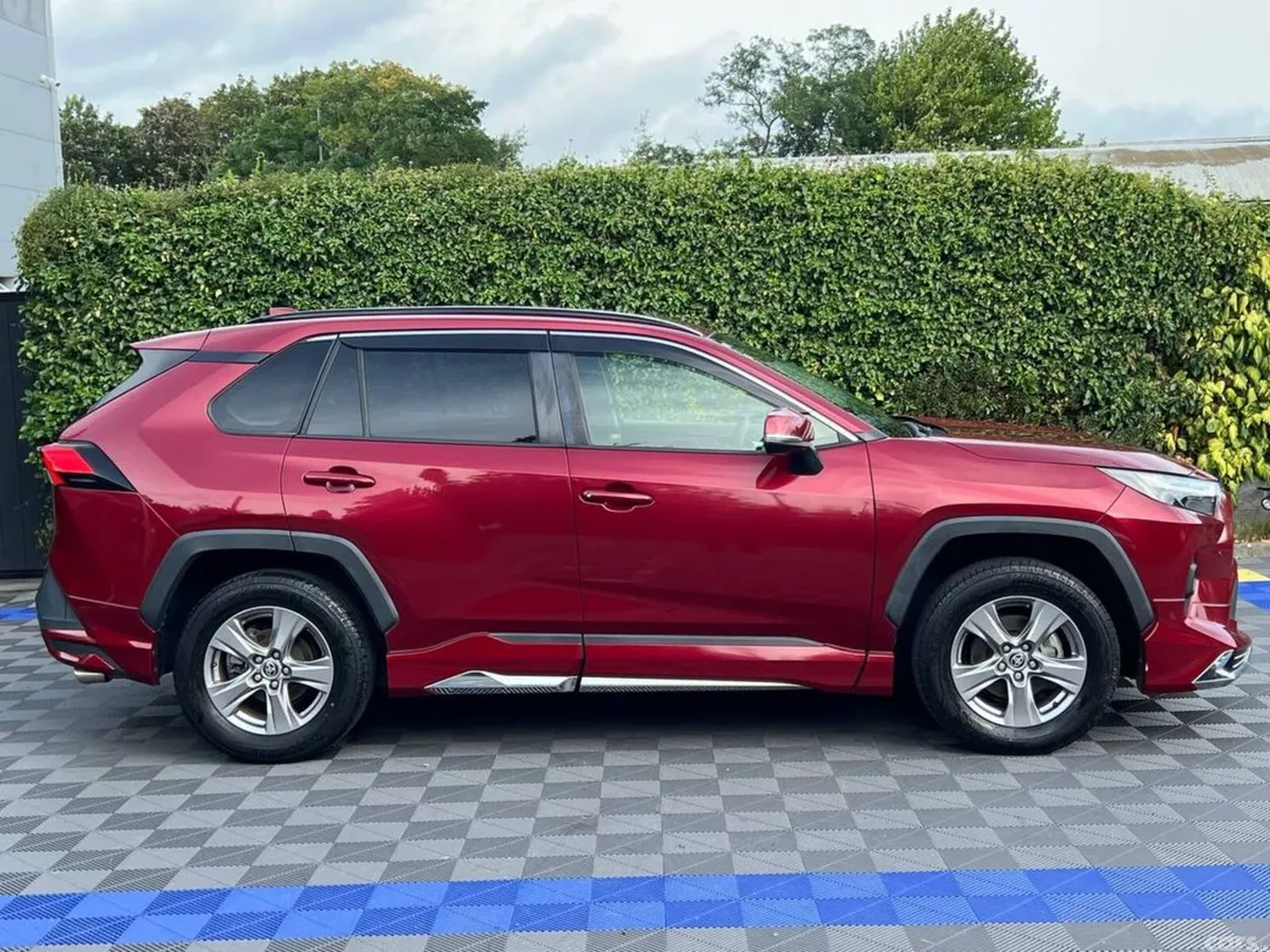 Toyota RAV4 SUV, Petrol Hybrid, 2022, Red