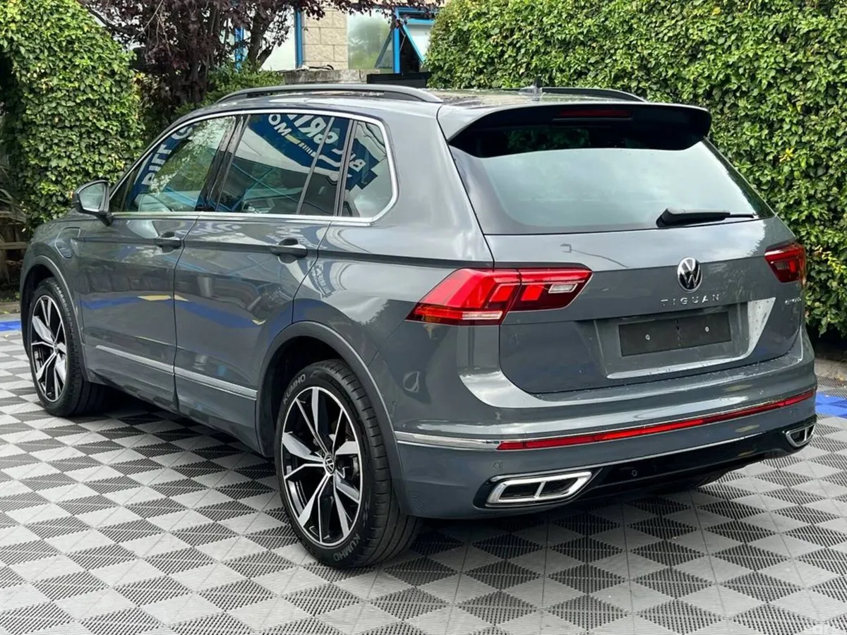 Volkswagen Tiguan SUV, Petrol Plug-in Hybrid, 2024, Grey