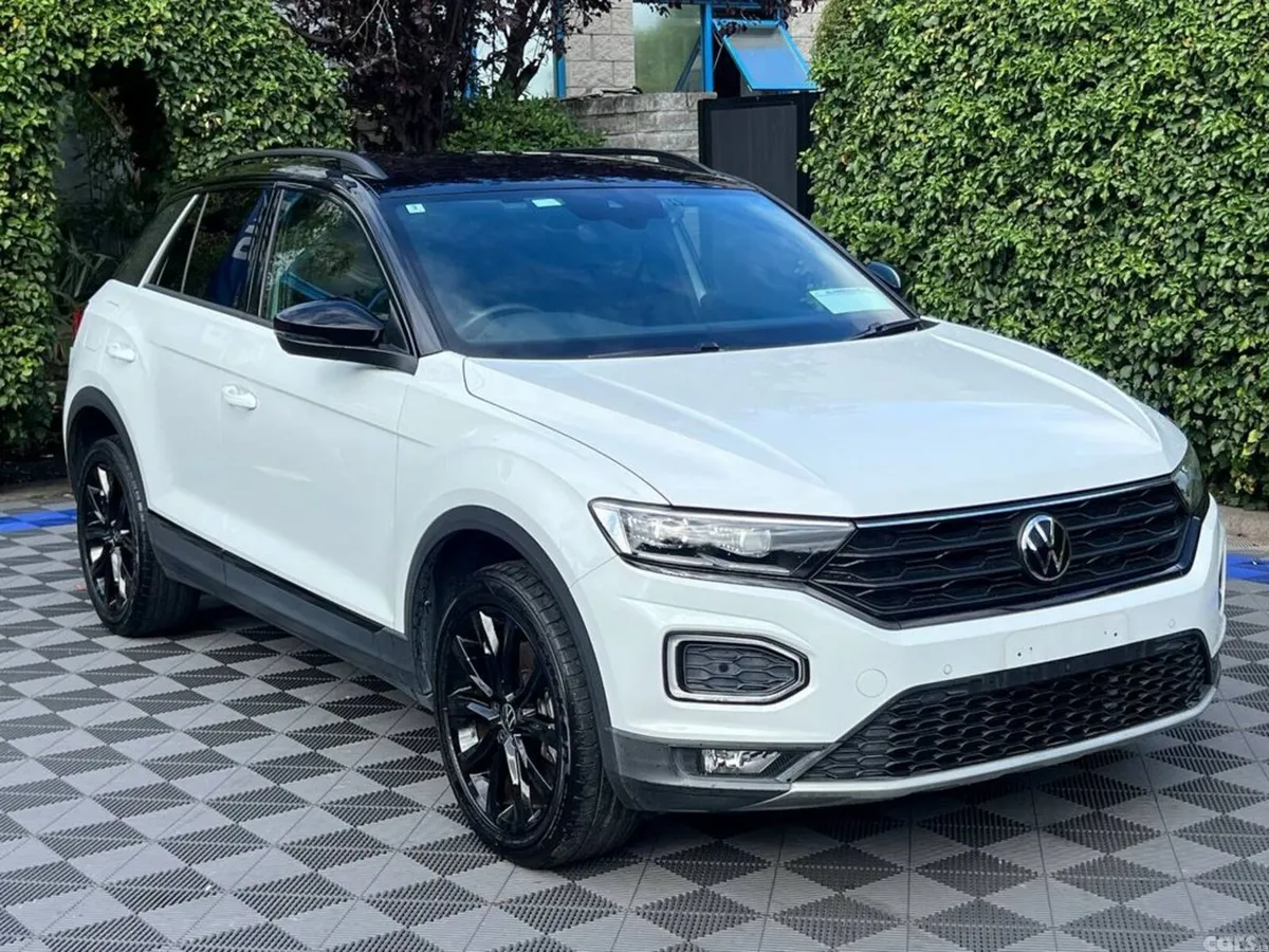Volkswagen T-Roc SUV, Diesel, 2022, White