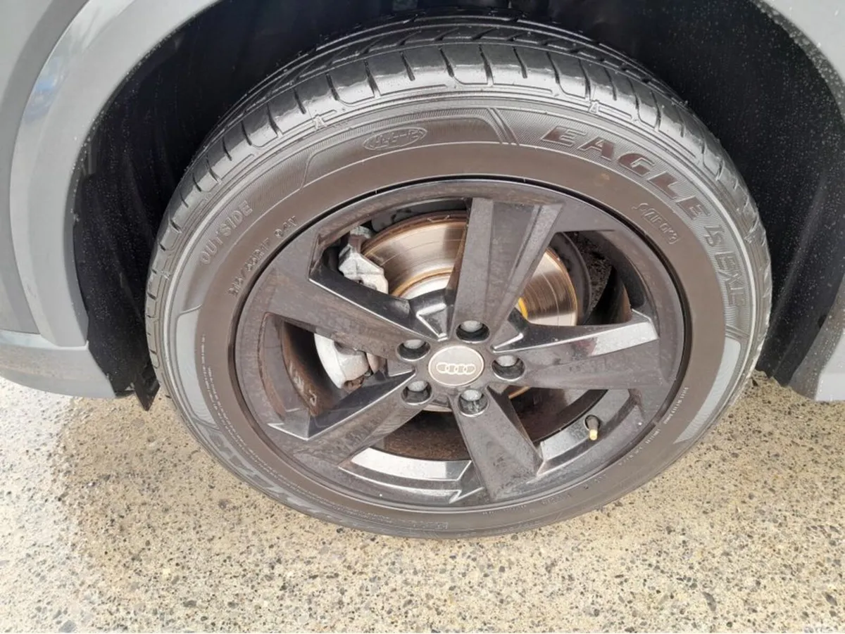 Audi Q2 SUV, Petrol, 2019, Grey