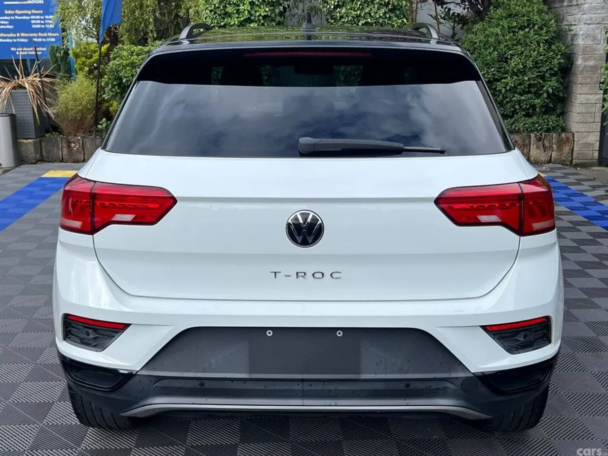 Volkswagen T-Roc SUV, Diesel, 2022, White