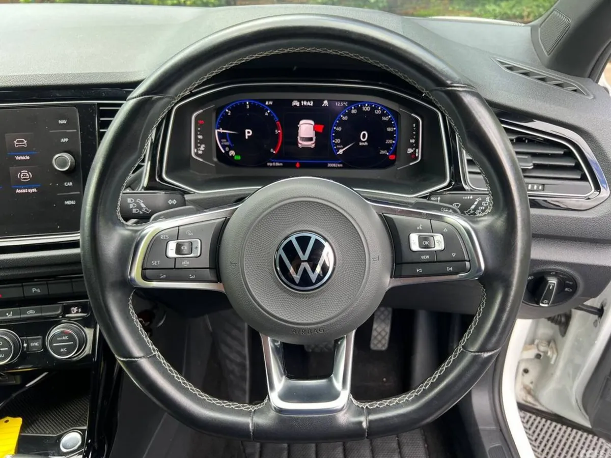 Volkswagen T-Roc SUV, Diesel, 2022, White