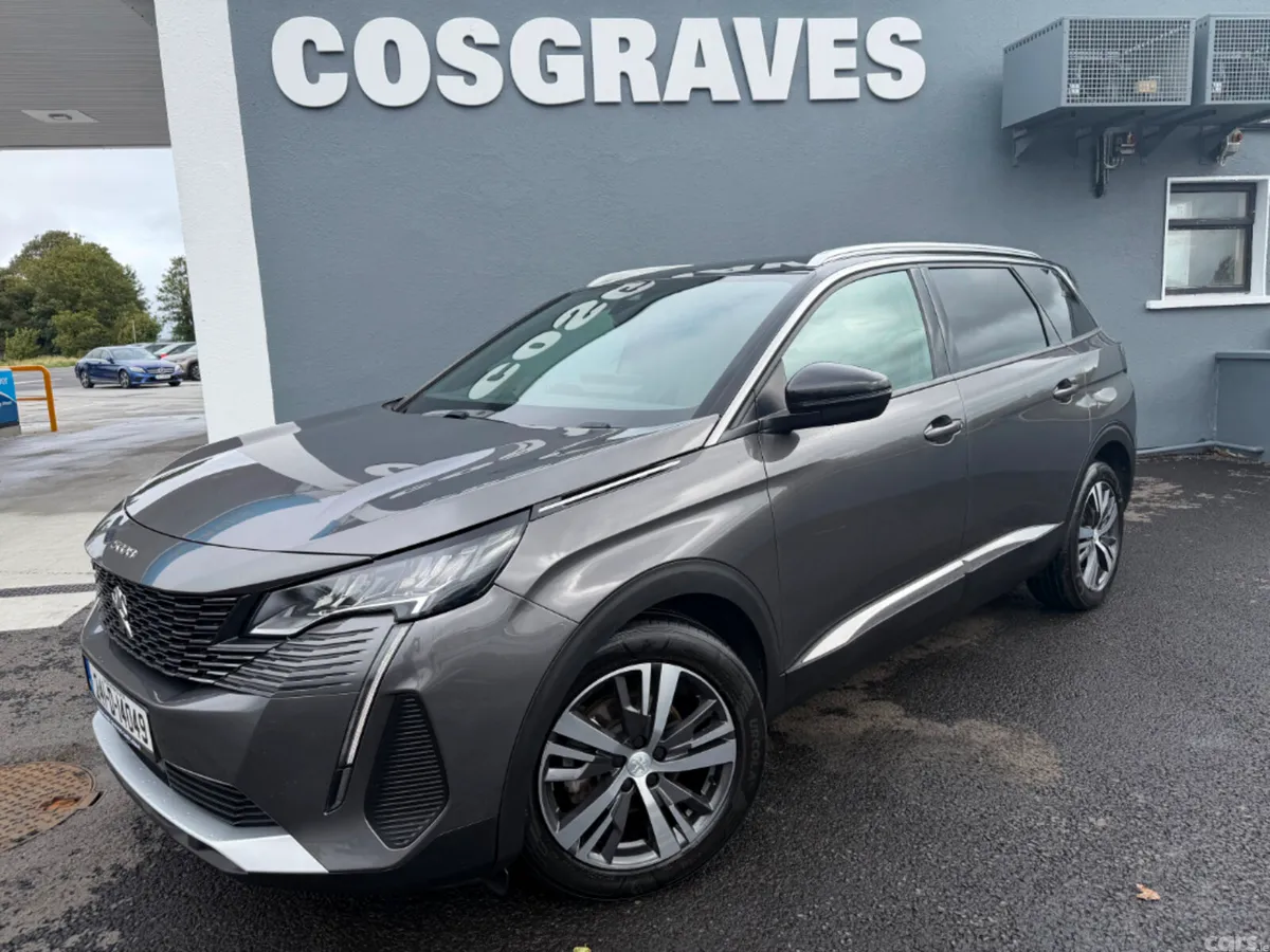 Peugeot 5008 MPV, Diesel, 2024, Grey