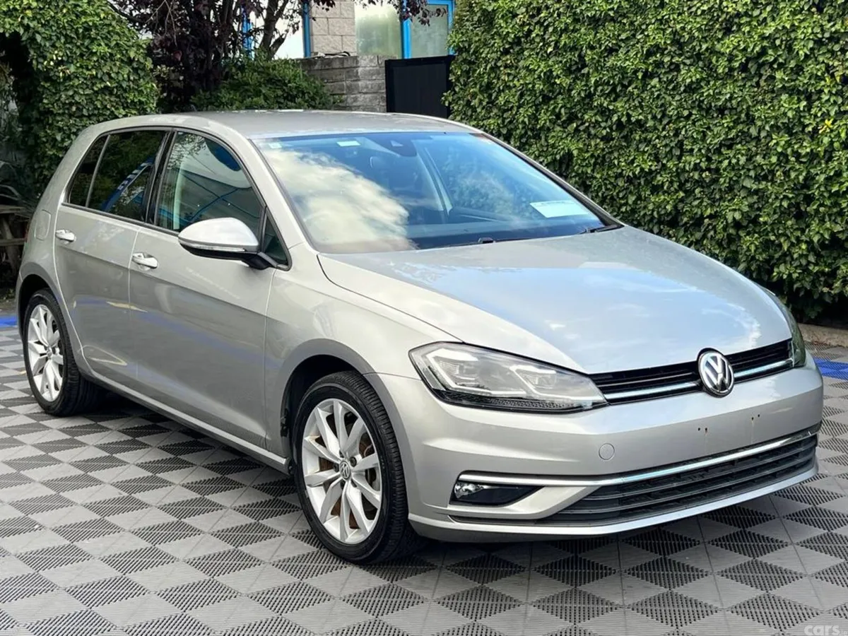 Volkswagen Golf Hatchback, Petrol, 2019, Grey