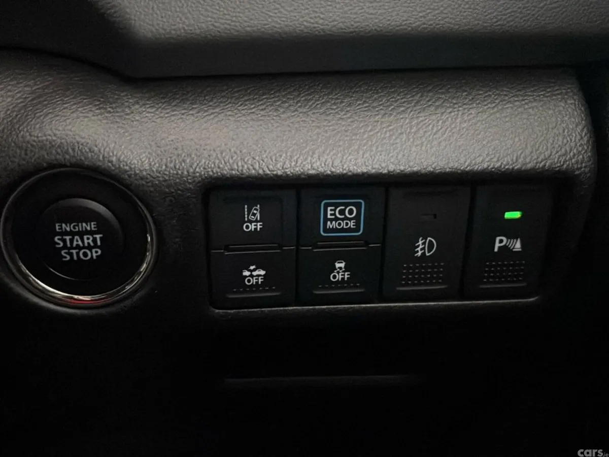 Suzuki SX4 Hatchback, Petrol, 2024, Blue