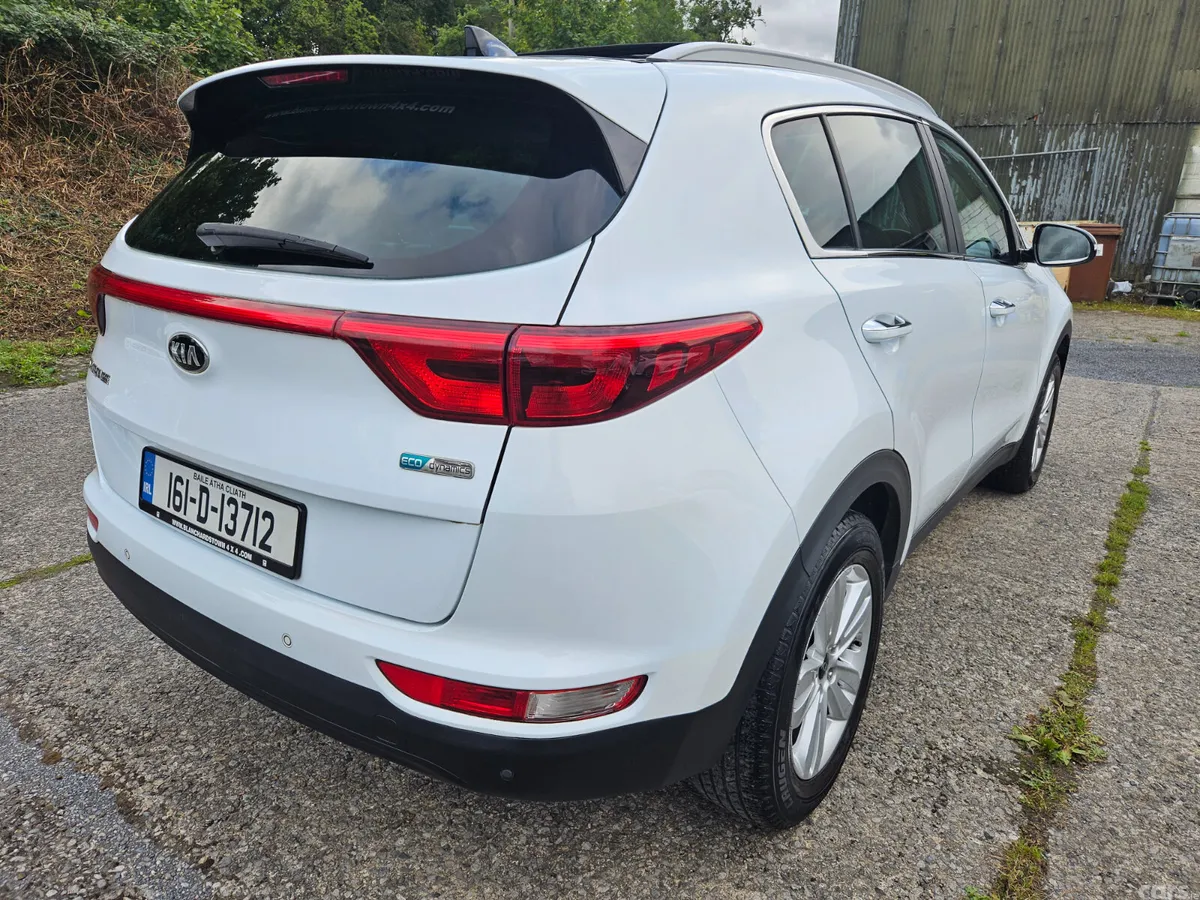 Kia Sportage SUV, Diesel, 2016, White