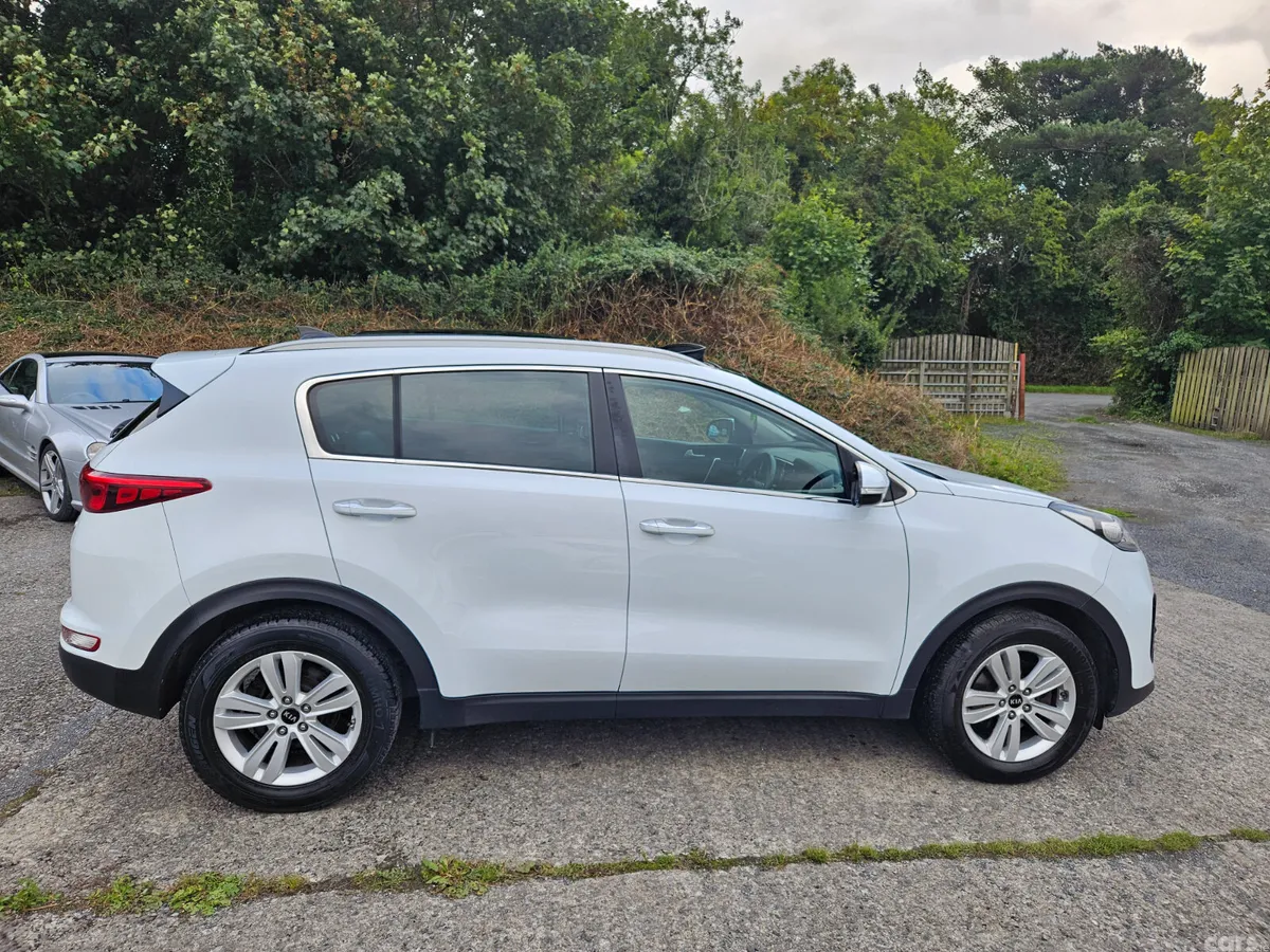 Kia Sportage SUV, Diesel, 2016, White