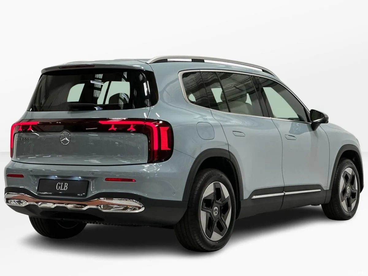 Mercedes-Benz GLB SUV, Electric, 2026, Blue