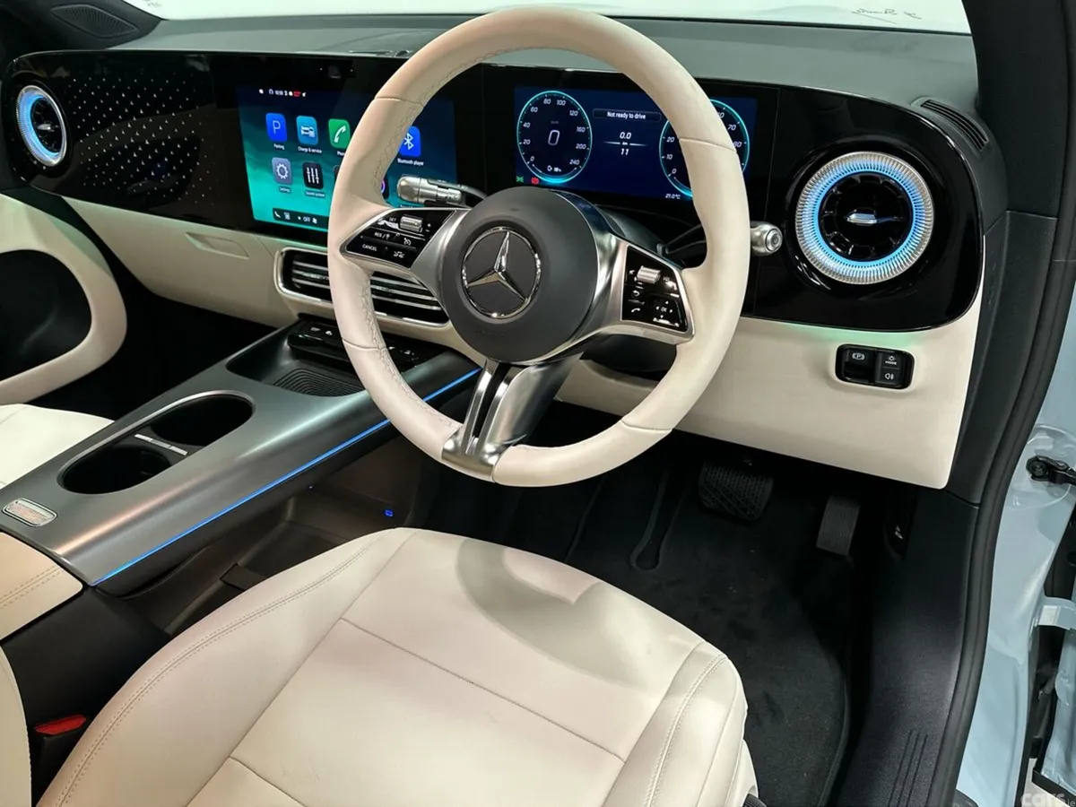 Mercedes-Benz GLB SUV, Electric, 2026, Blue