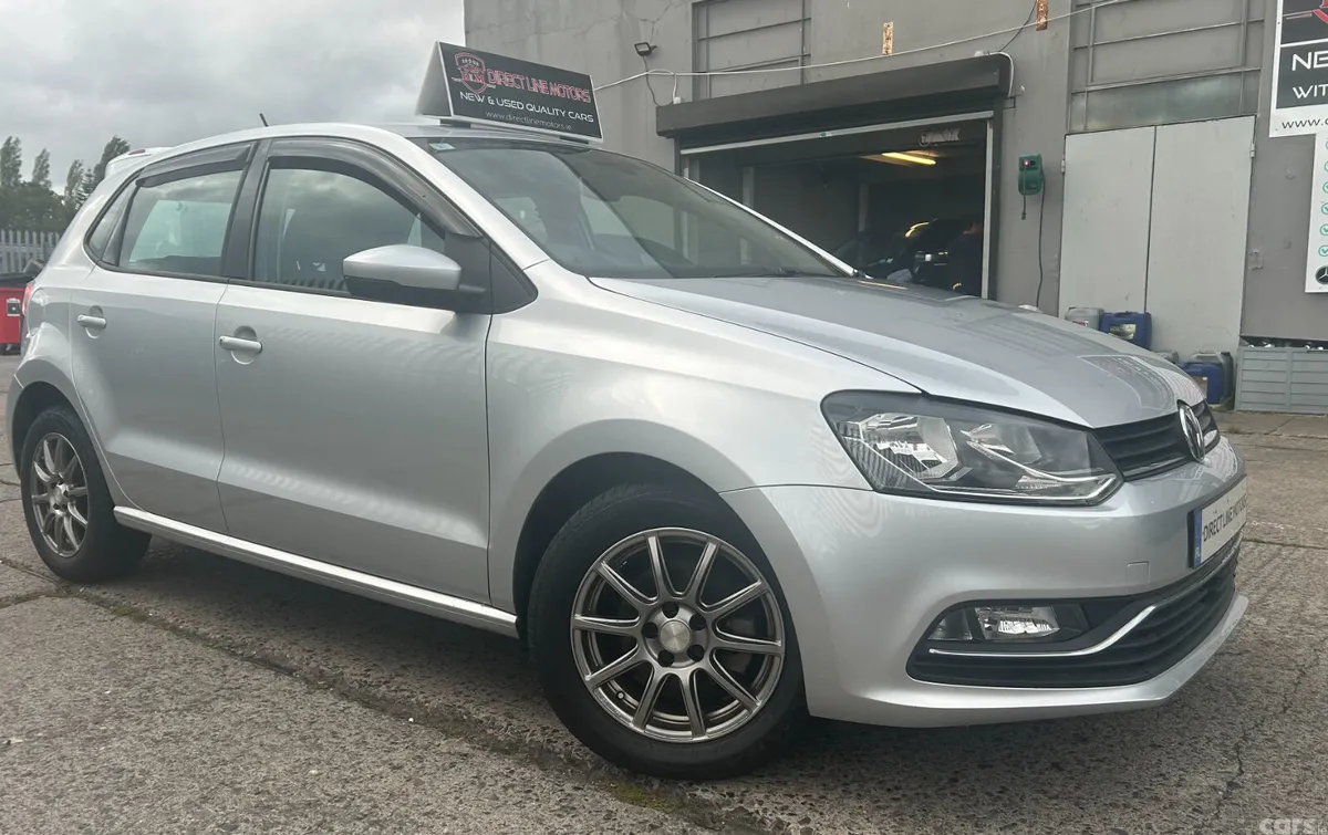 Volkswagen Polo Hatchback, Petrol, 2017, Silver