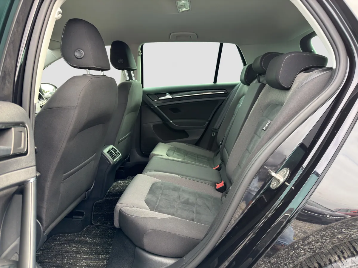 Volkswagen Golf Hatchback, Petrol, 2019, Black