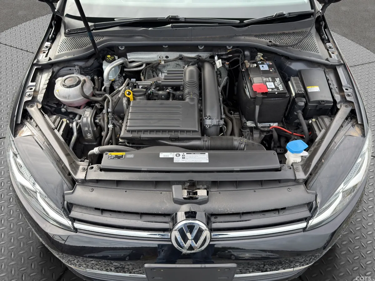 Volkswagen Golf Hatchback, Petrol, 2019, Black