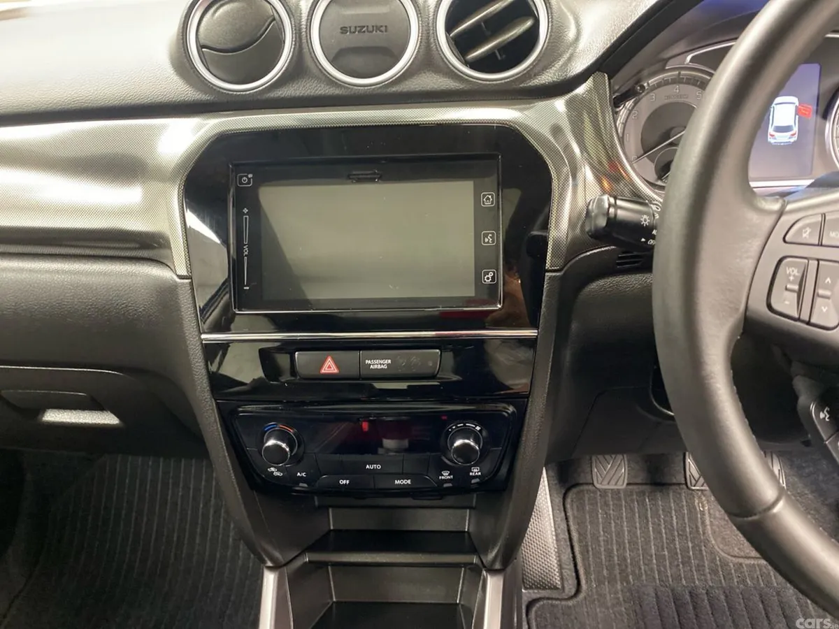 Suzuki Vitara SUV, Petrol, 2023, Blue