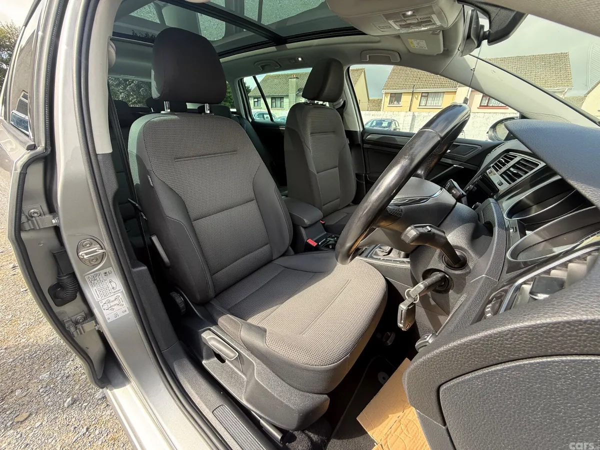 Volkswagen Golf Estate, Diesel, 2019, Silver