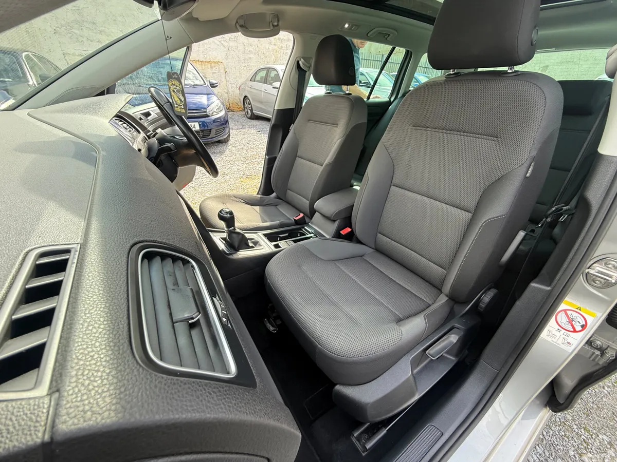 Volkswagen Golf Estate, Diesel, 2019, Silver
