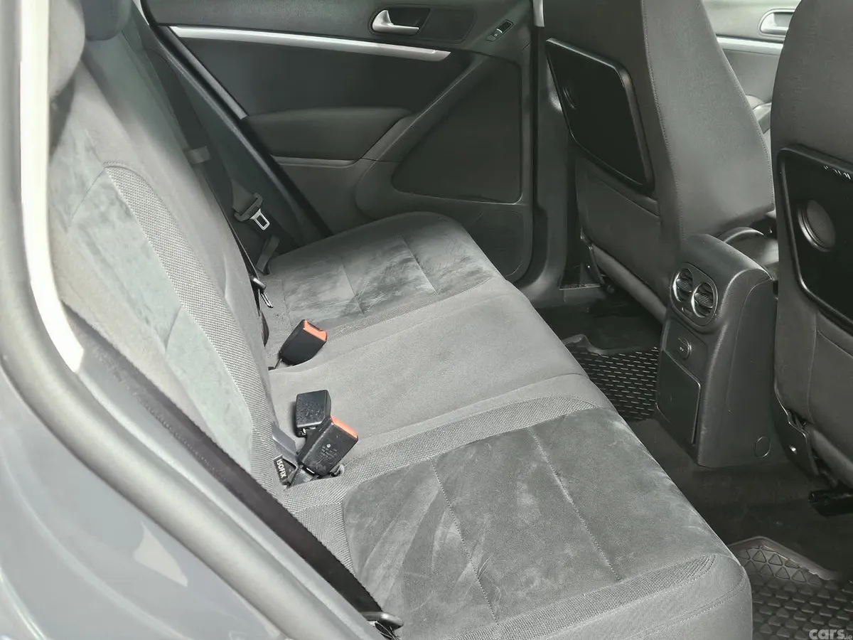 Volkswagen Tiguan SUV, Diesel, 2016, Grey