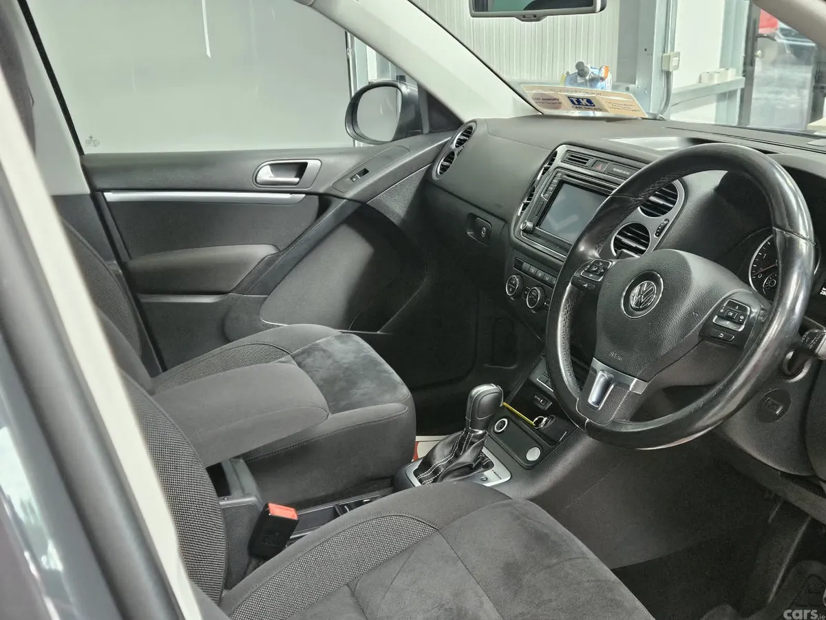 Volkswagen Tiguan SUV, Diesel, 2016, Grey