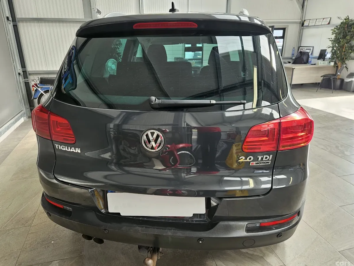Volkswagen Tiguan SUV, Diesel, 2016, Grey