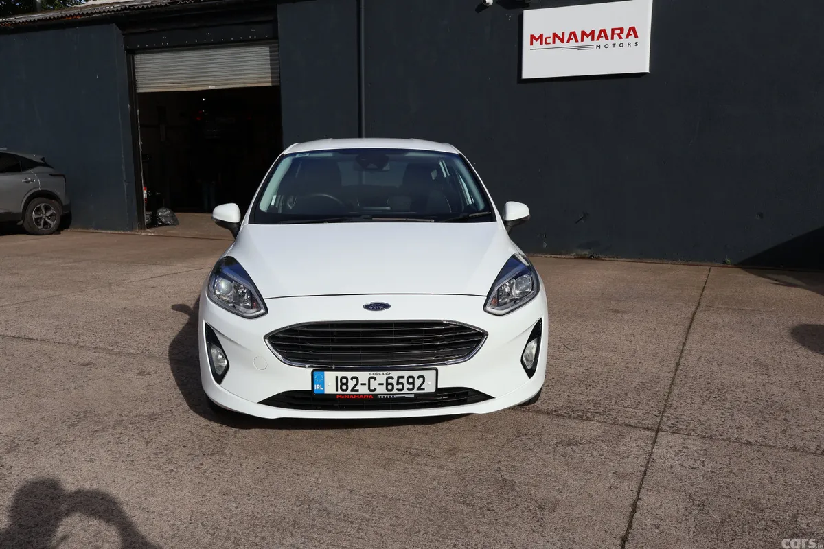 Ford Fiesta Hatchback, Petrol, 2018, White