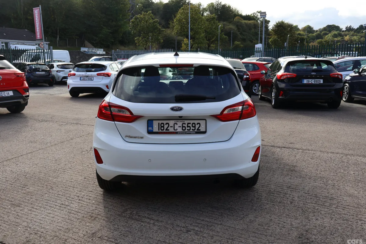 Ford Fiesta Hatchback, Petrol, 2018, White