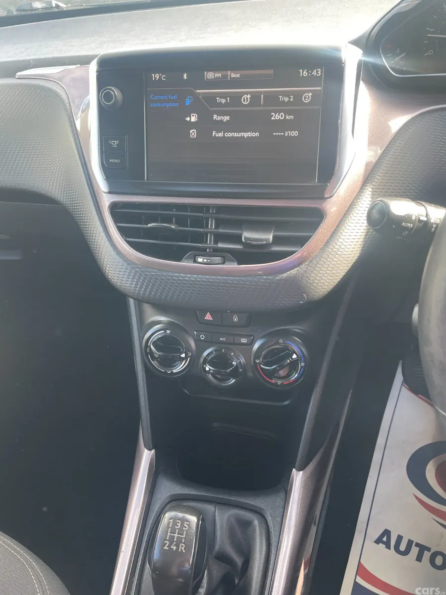 Peugeot 2008 SUV, Diesel, 2015, Blue