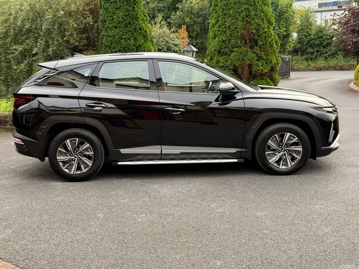 Hyundai Tucson SUV, Diesel, 2024, Black
