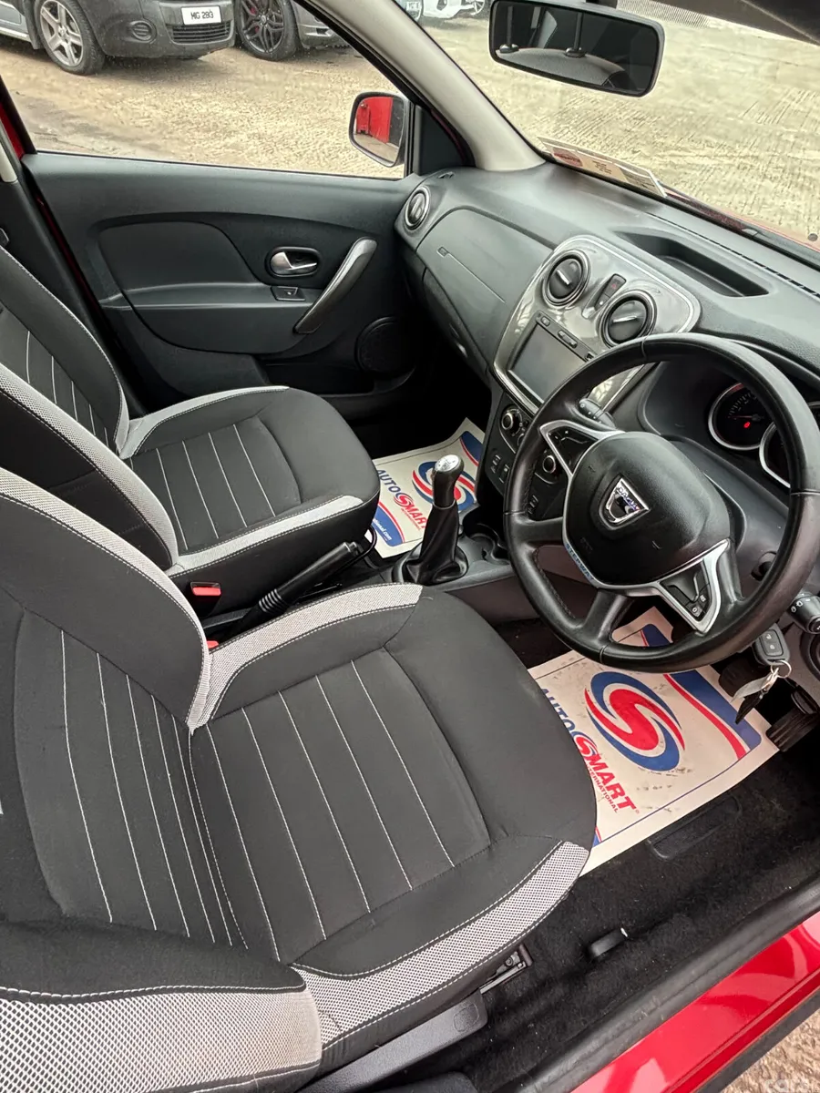 Dacia Sandero Stepway Hatchback, Diesel, 2017, Red