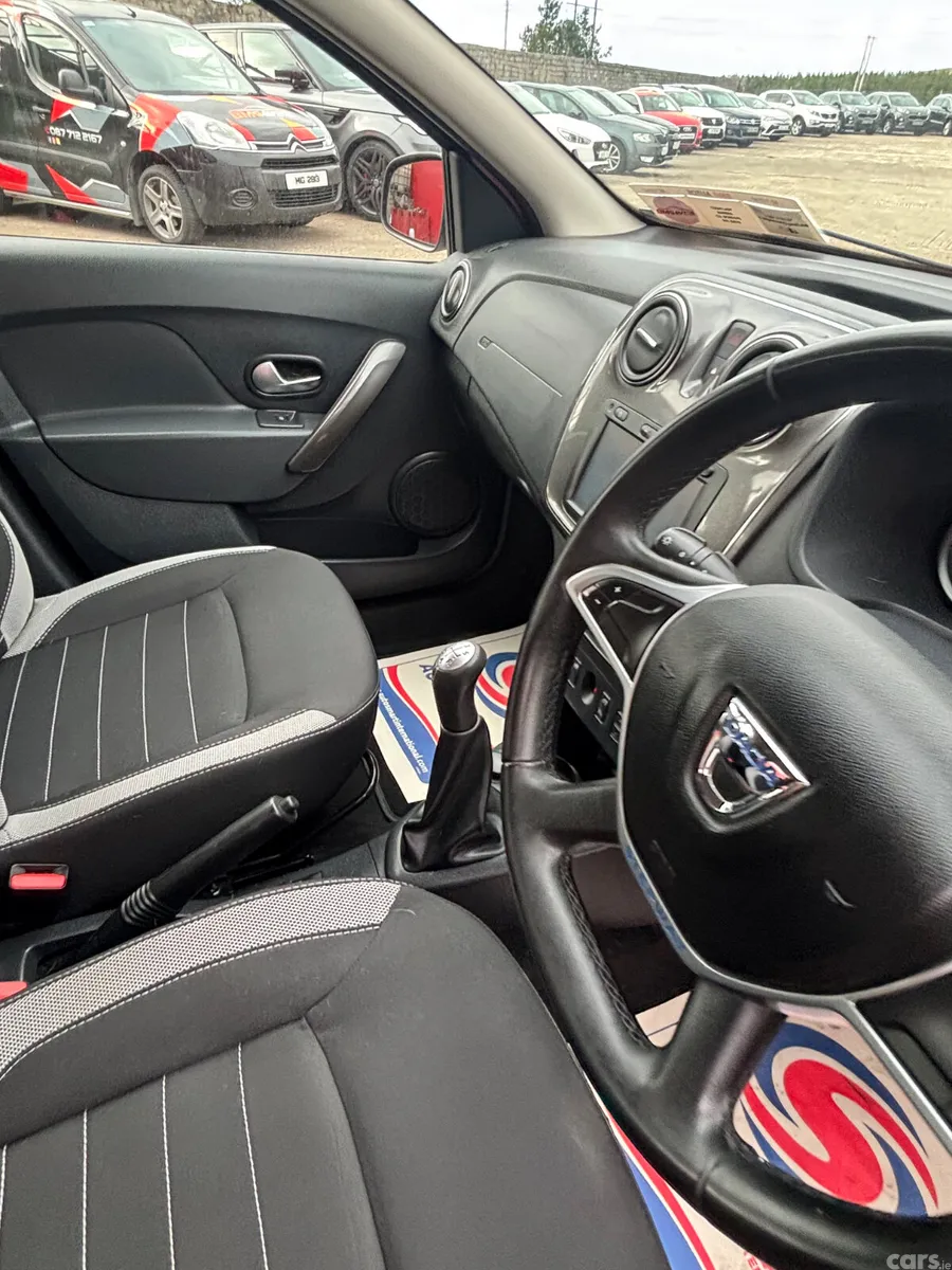 Dacia Sandero Stepway Hatchback, Diesel, 2017, Red