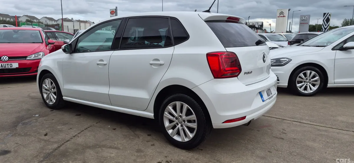 Volkswagen Polo Hatchback, Petrol, 2016, White