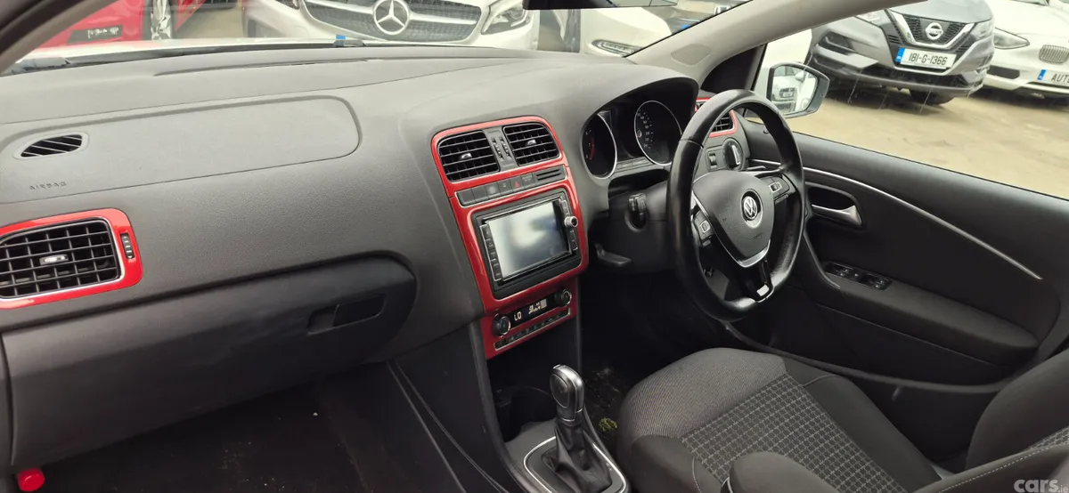 Volkswagen Polo Hatchback, Petrol, 2016, White