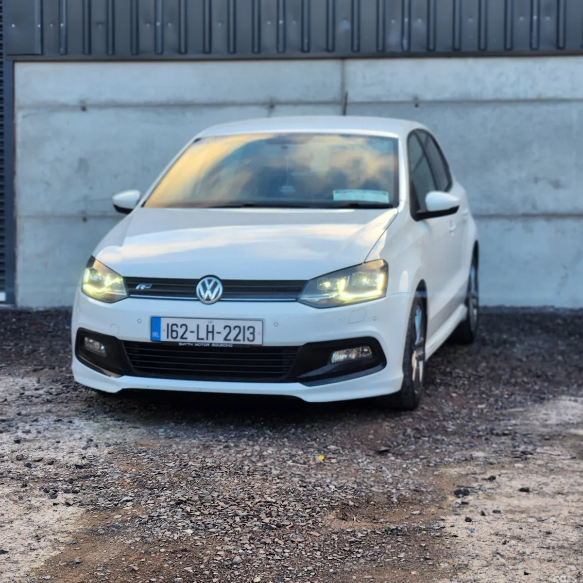 Volkswagen Polo Hatchback, Diesel, 2016, White
