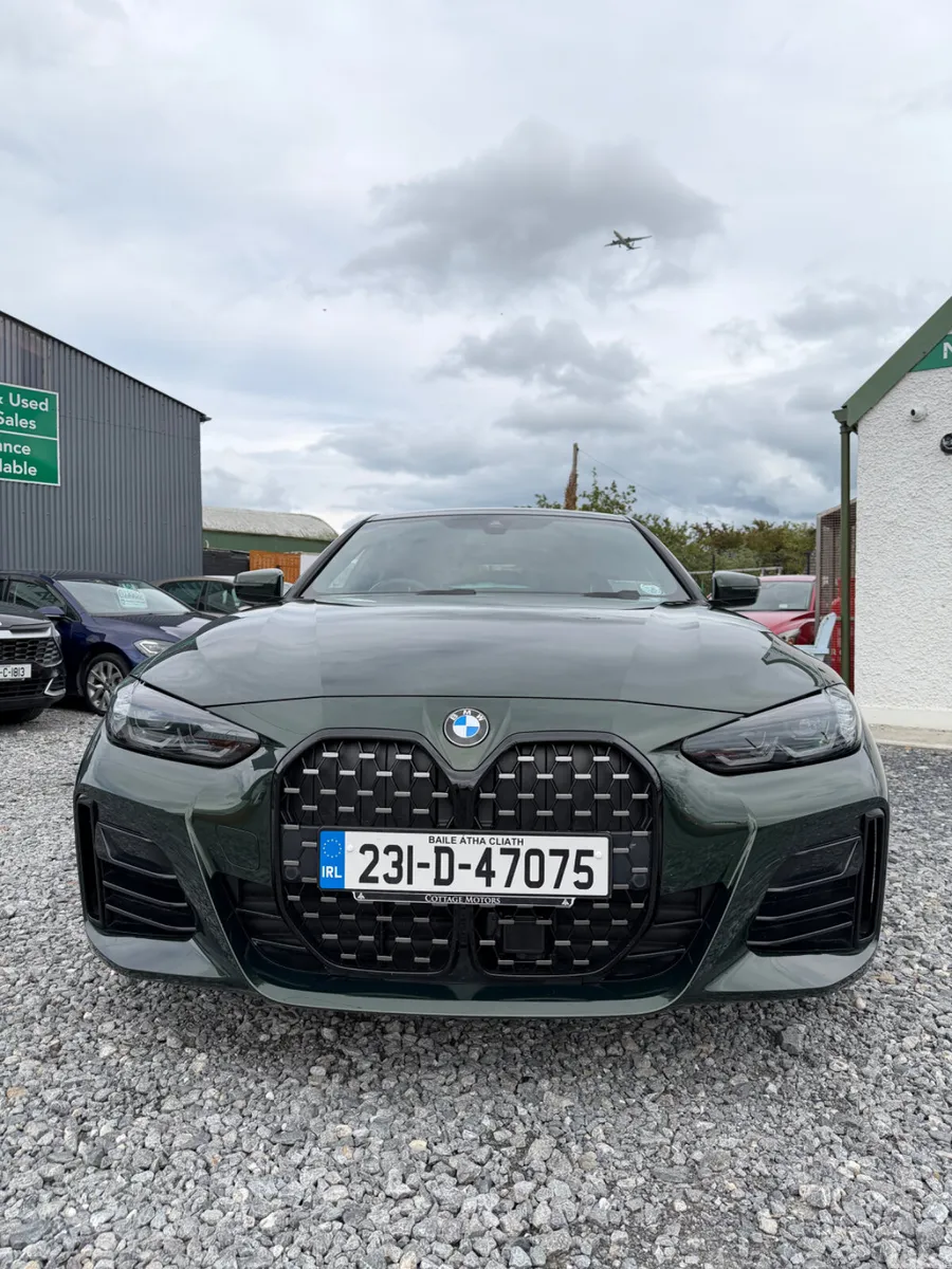 BMW 4-Series Coupe, Petrol, 2023, Green