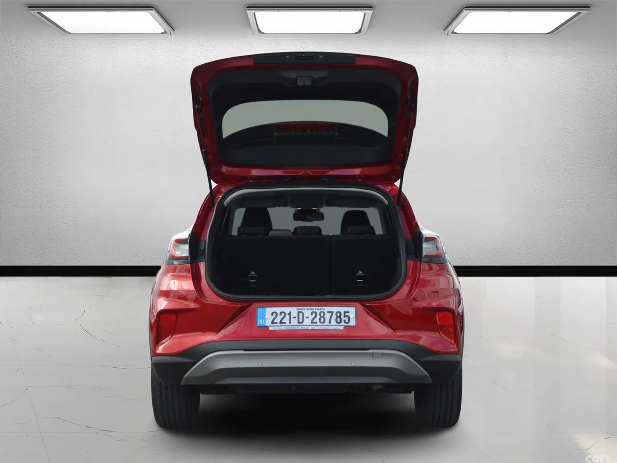 Ford Puma MPV, Petrol Hybrid, 2022, Red