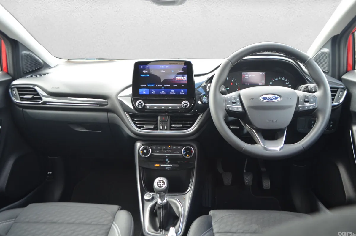 Ford Puma MPV, Petrol Hybrid, 2022, Red