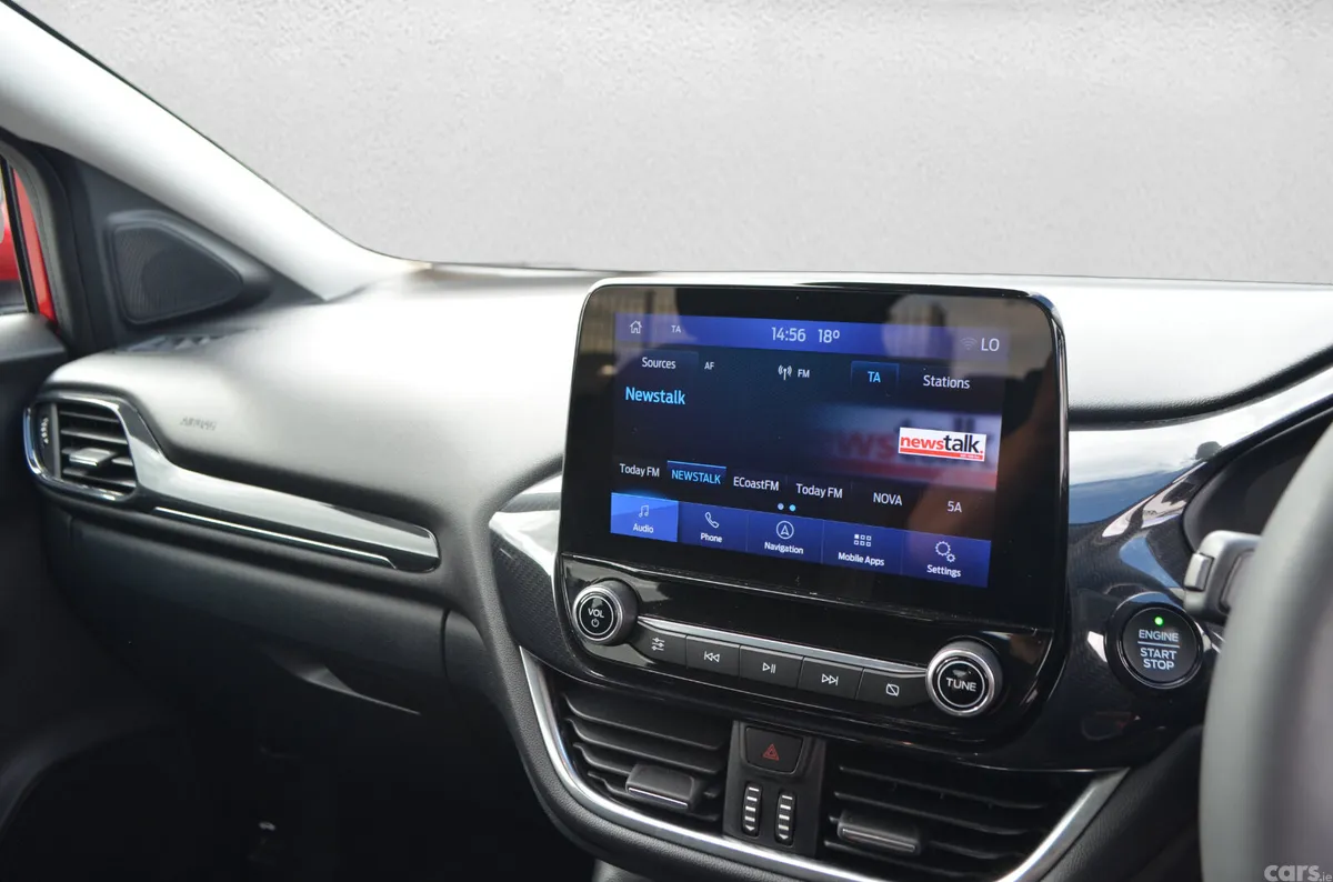Ford Puma MPV, Petrol Hybrid, 2022, Red