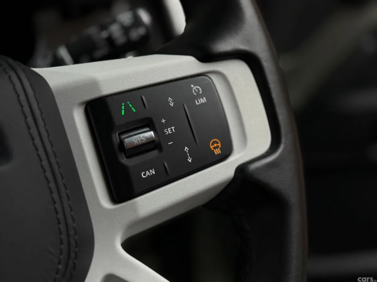 Land Rover Defender SUV, Petrol Plug-in Hybrid, 2025, Green