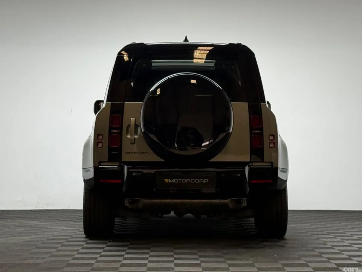 Land Rover Defender SUV, Petrol Plug-in Hybrid, 2025, Green