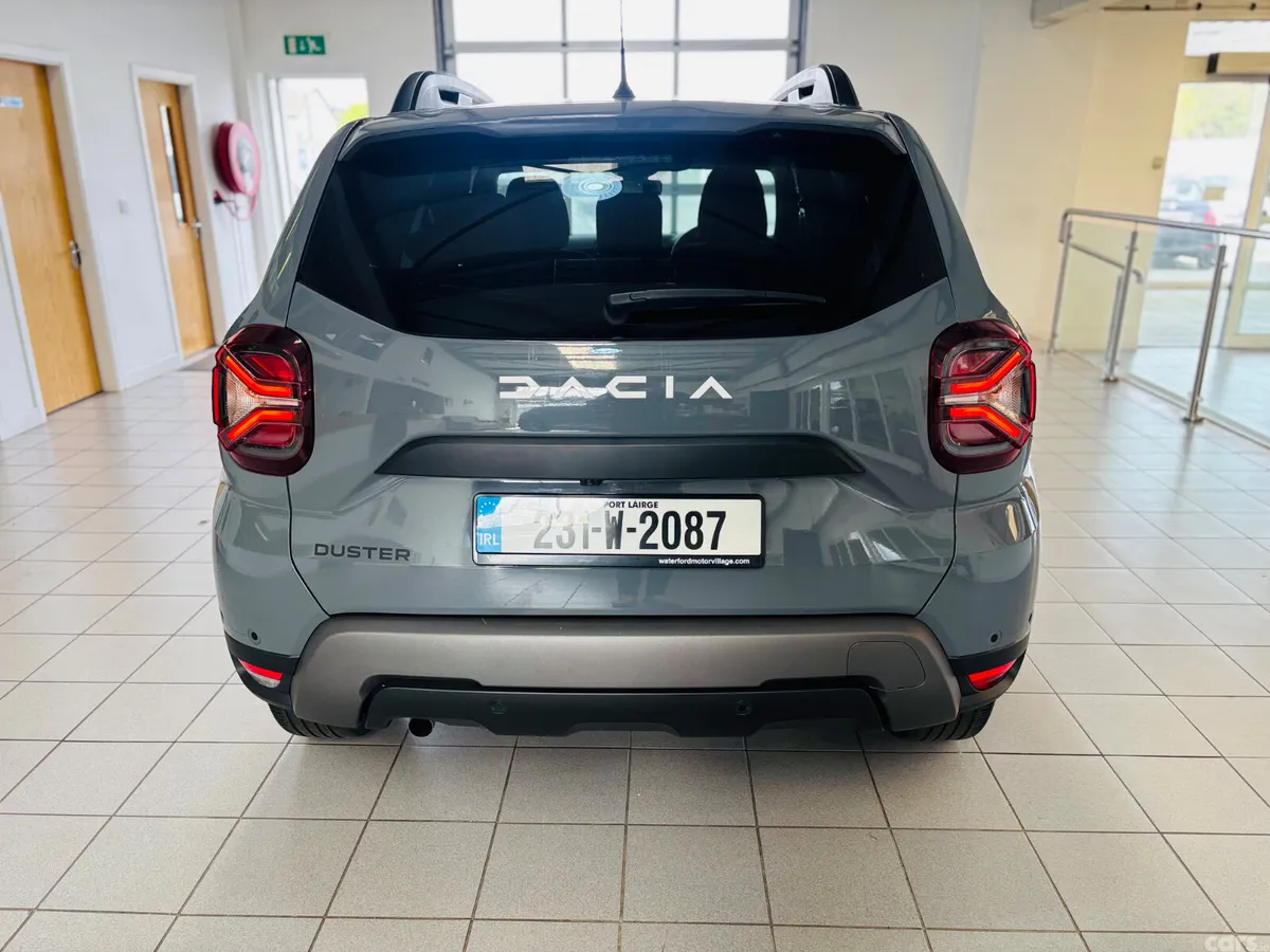 Dacia Duster SUV, Petrol, 2023, Grey