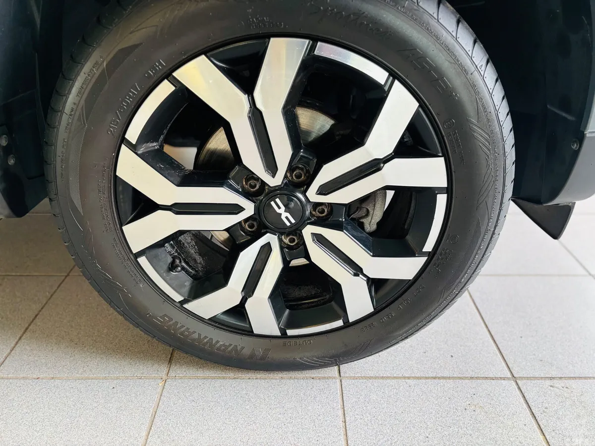Dacia Duster SUV, Petrol, 2023, Grey