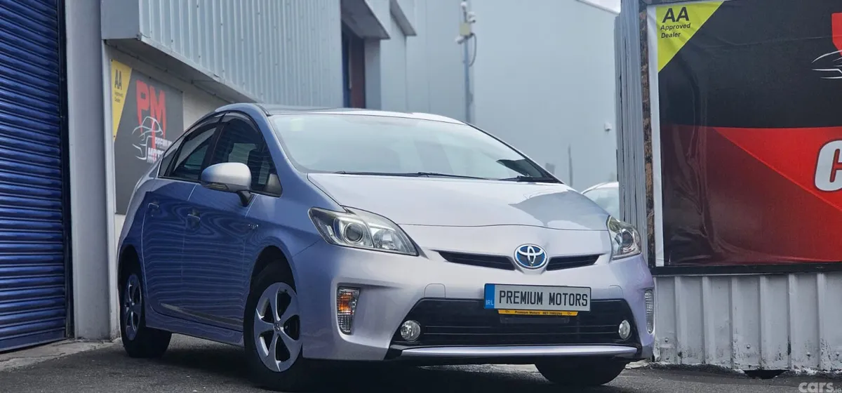 Toyota Prius Hatchback, Petrol Hybrid, 2014, Blue