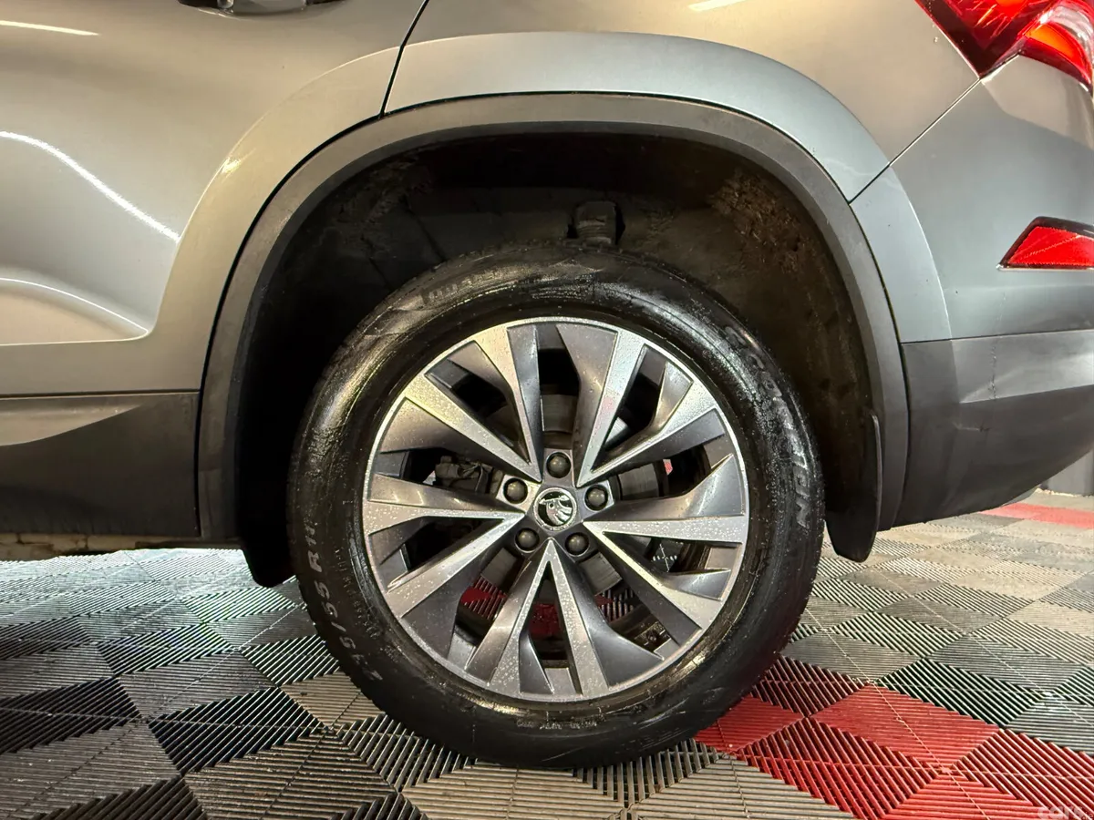 Skoda Kodiaq SUV, Diesel, 2023, Grey