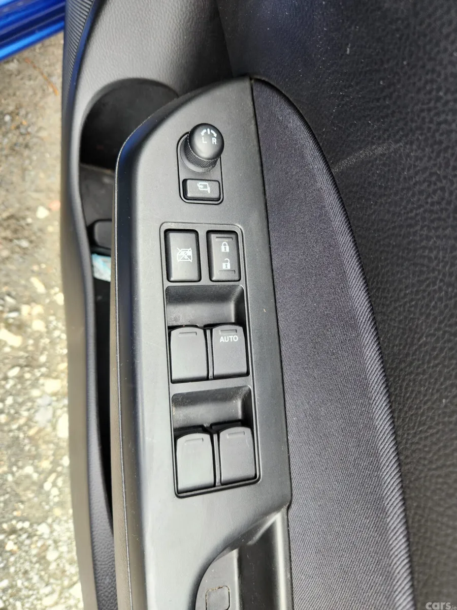 Suzuki Swift Hatchback, Petrol, 2014, Blue
