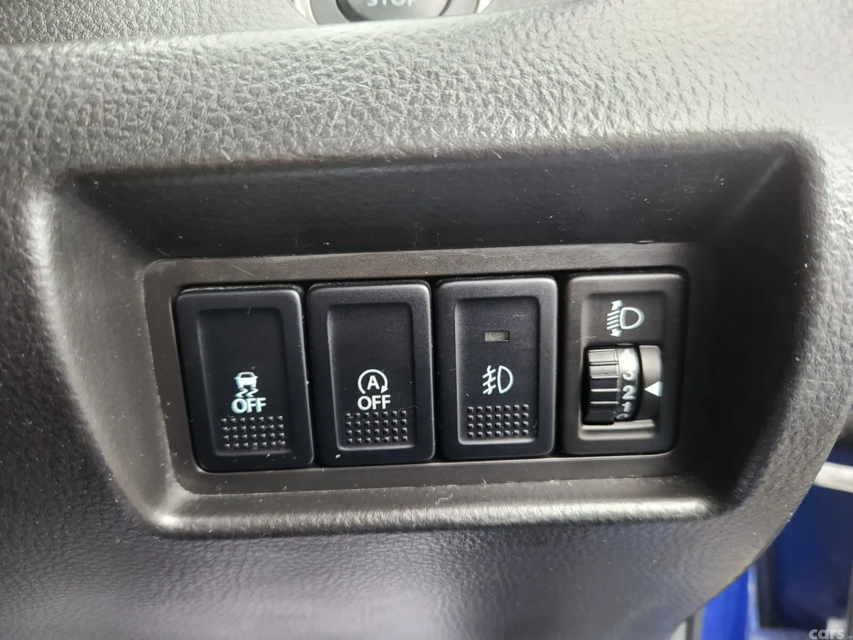 Suzuki Swift Hatchback, Petrol, 2014, Blue