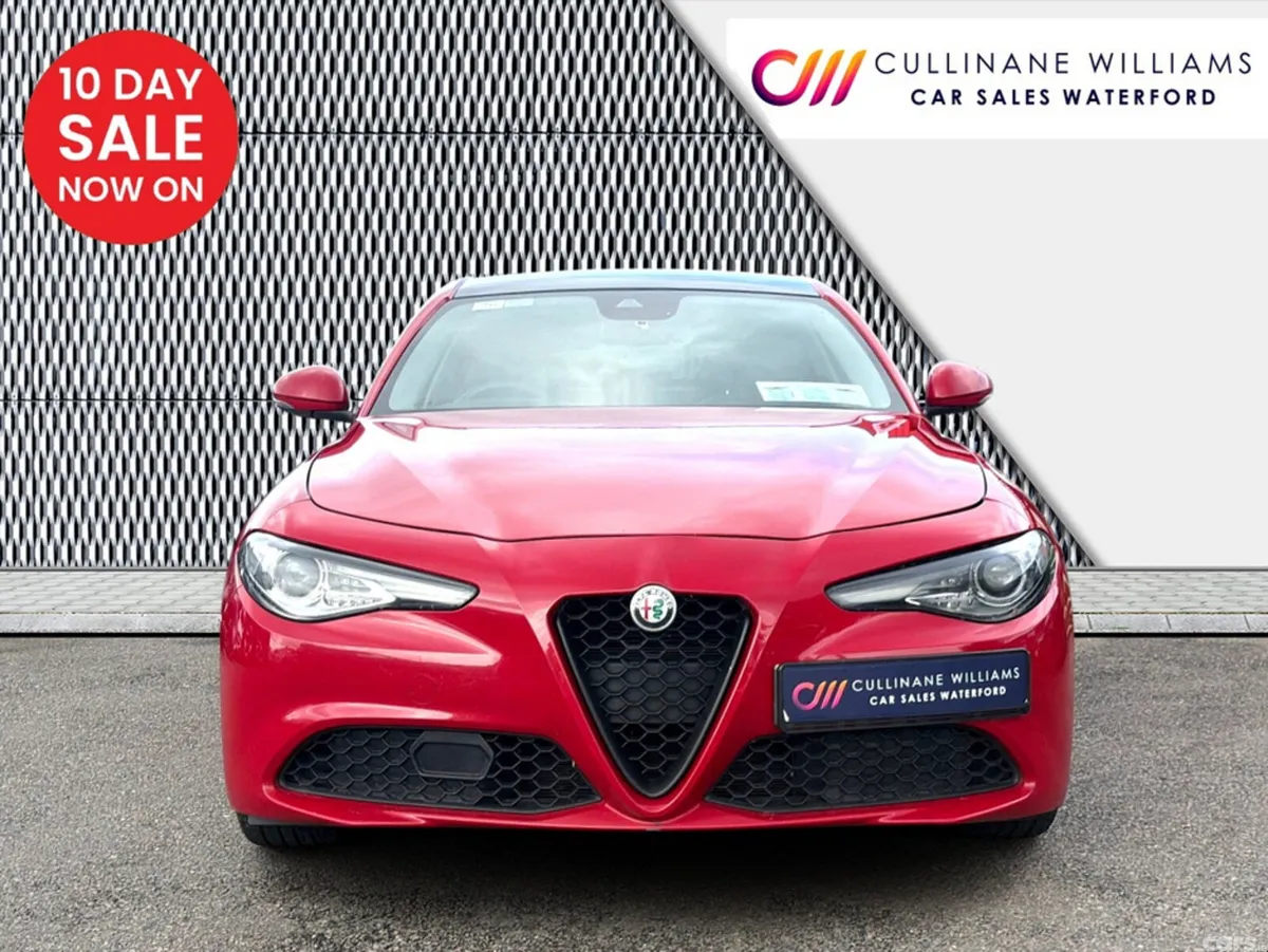 Alfa Romeo Giulia Saloon, Diesel, 2018, Red