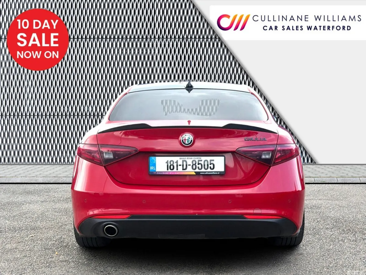 Alfa Romeo Giulia Saloon, Diesel, 2018, Red