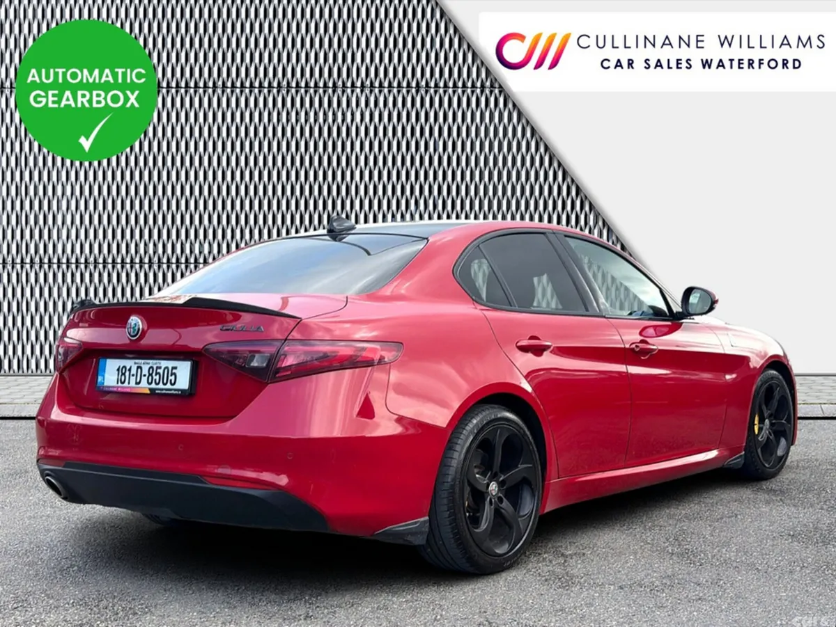 Alfa Romeo Giulia Saloon, Diesel, 2018, Red