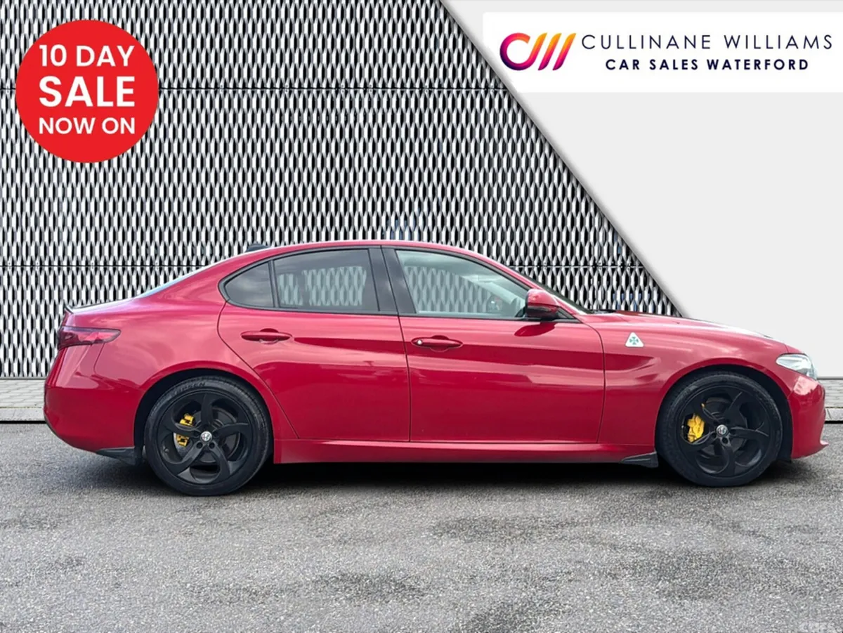 Alfa Romeo Giulia Saloon, Diesel, 2018, Red