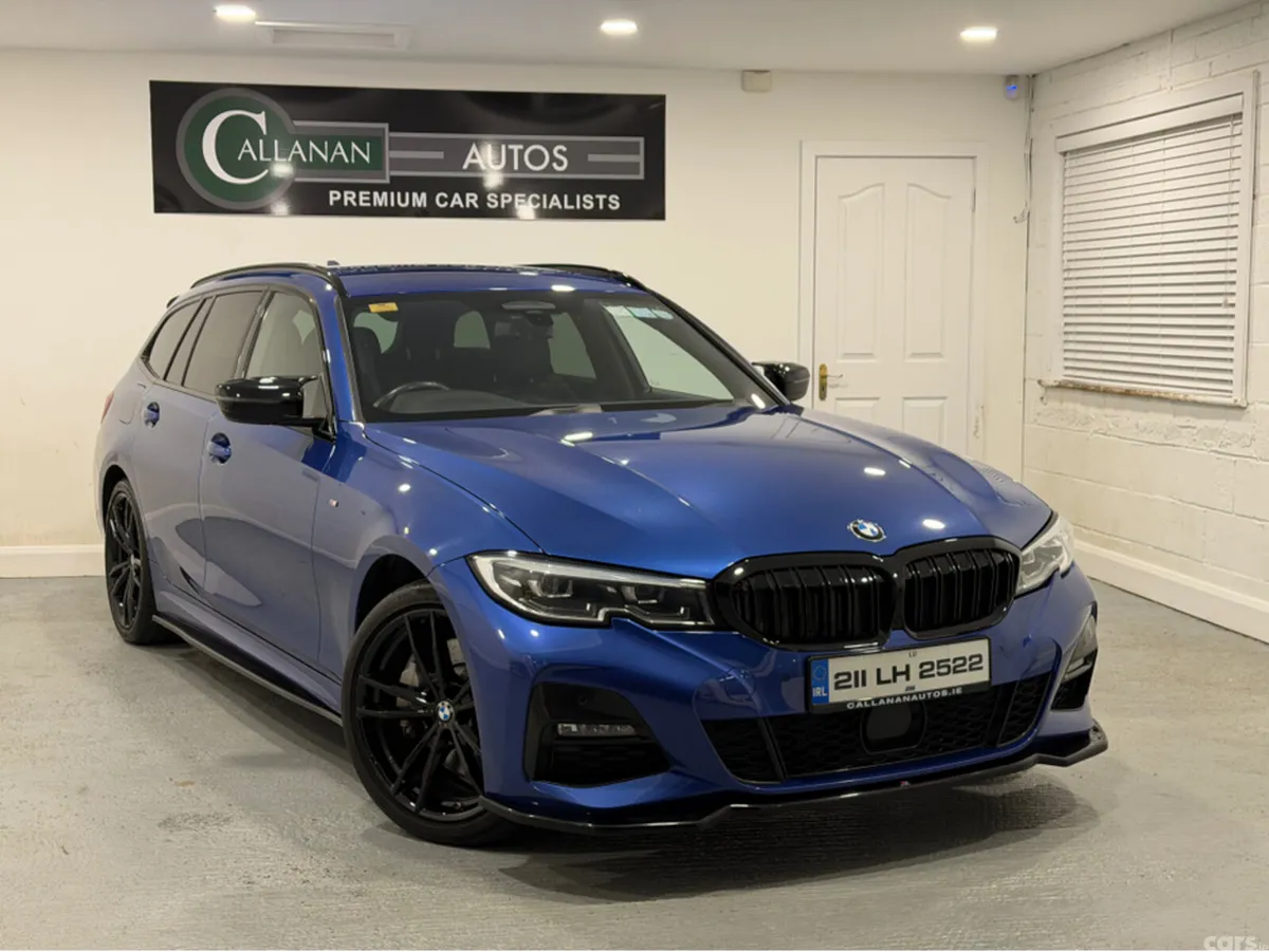 BMW 3-Series Estate, Petrol Plug-in Hybrid, 2021, Blue
