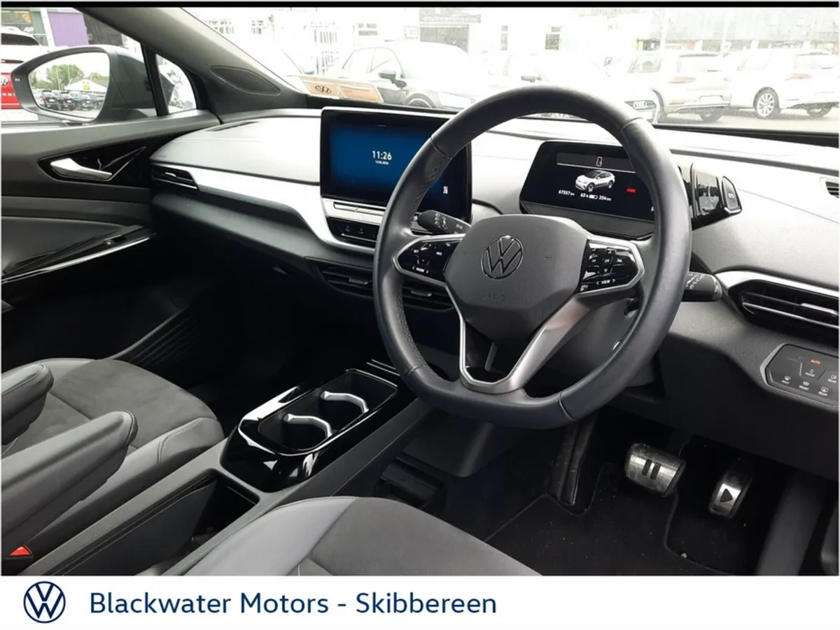 Volkswagen ID.4 Hatchback, Electric, 2023, Grey